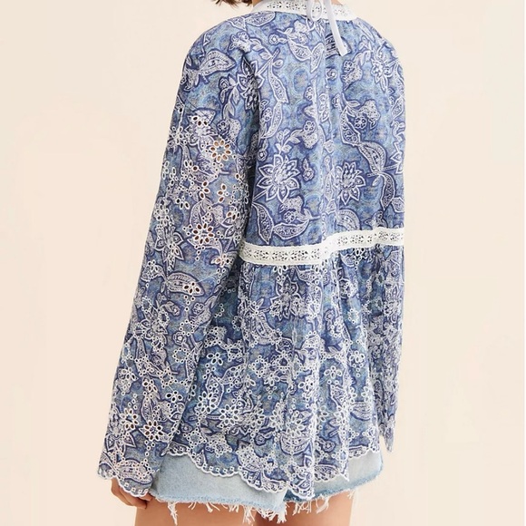 Free People Eyelet Lace Paisley Tie Front Top Blue Boho Flowy Size S Cottagecore - Picture 2 of 9